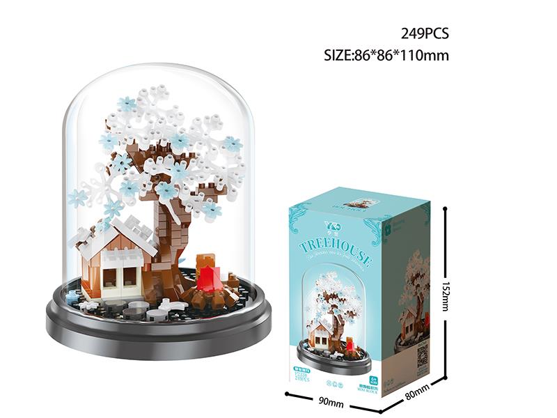 Winter Scenery Building Blocks(With Transparent Cover + Black Base)(249PCS)