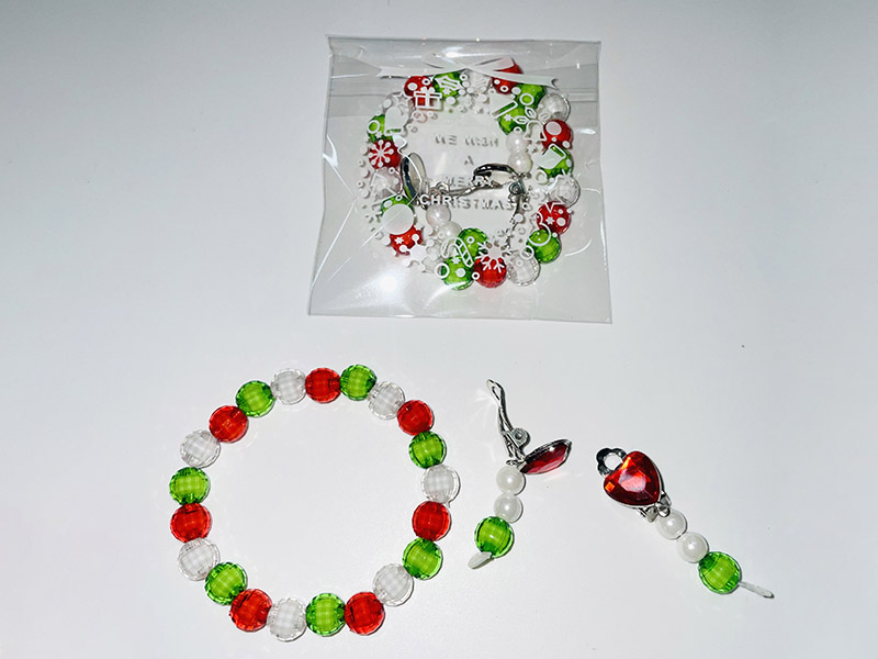 Christmas Beaded Bracelet + Clip-On Earrings