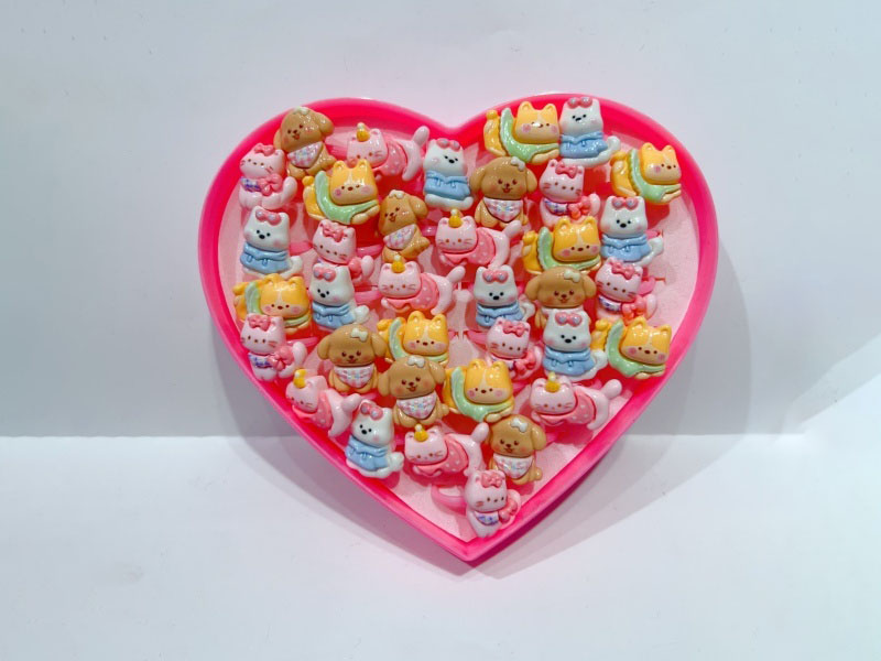 36 Heart-Shaped Peach Box Ring Unicorns