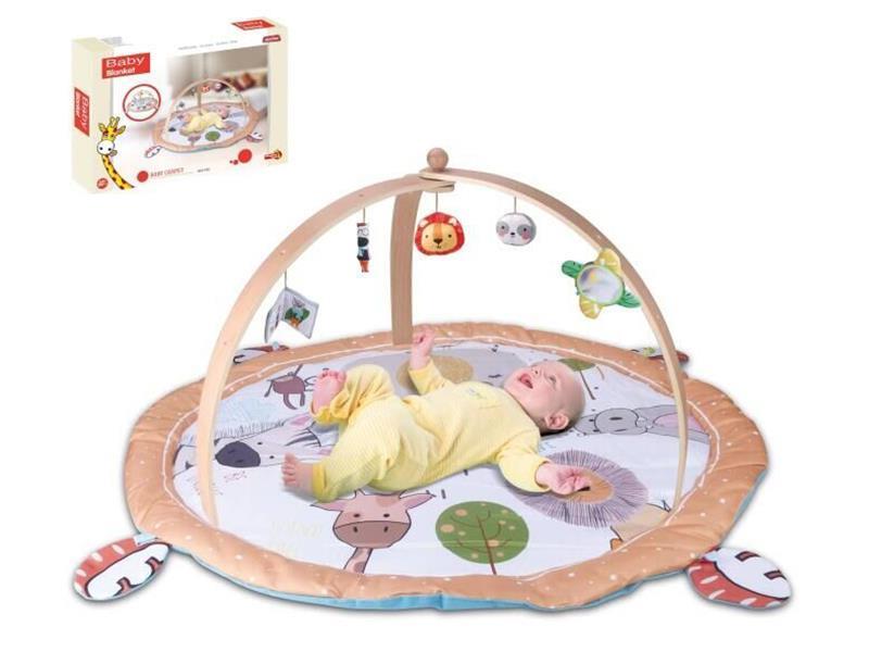 Baby Blanket With Retractable Wooden Frame