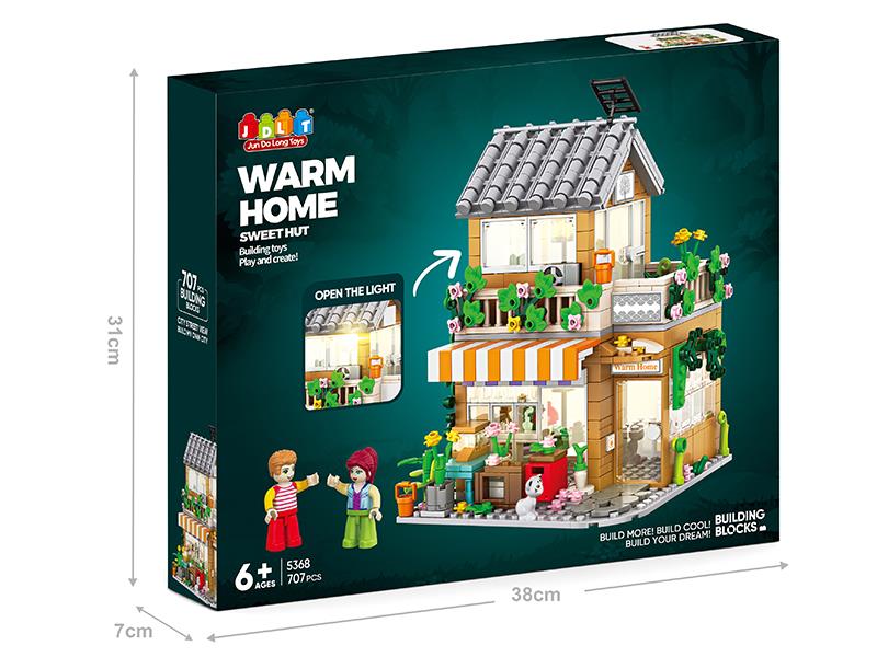Warm Home Sweet Hut Building Blocks With Lights 707PCS