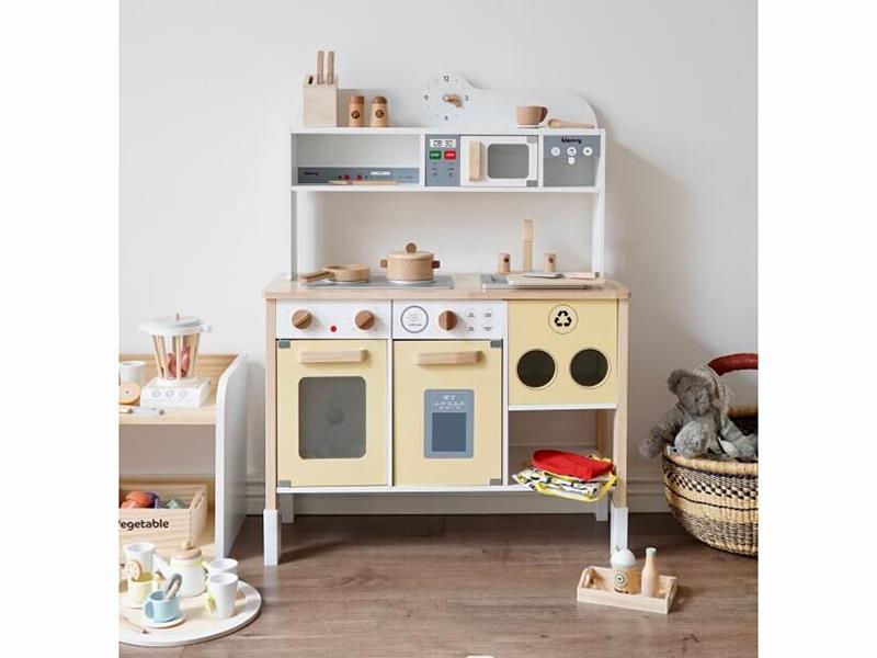 Wooden Kitchen Set