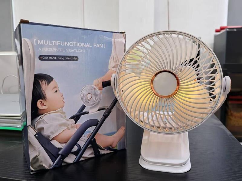 6-Inch Clip Fan, USB Mini Portable, Single Night Light, 3-Speed Fan, White, Pink And Blue Mixed Color