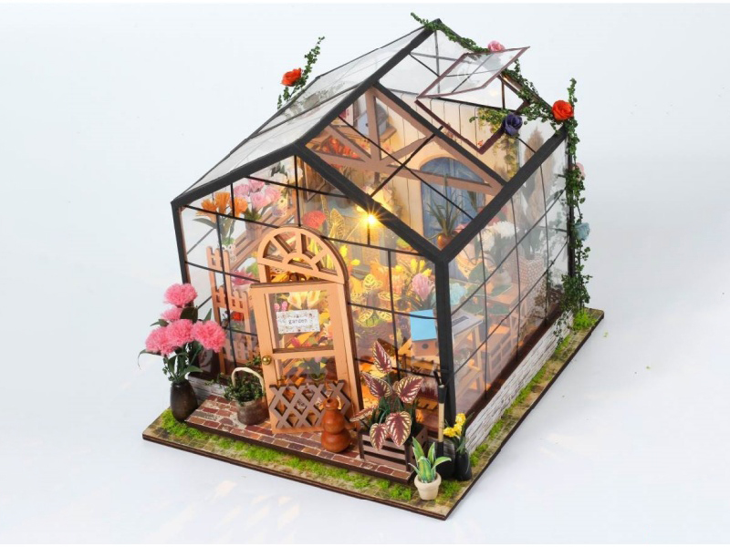 Kaisi Flower House (With Acrylic Cover)