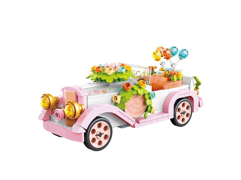 Building Blocks: Retro Wedding Car