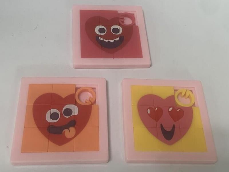 DIY Toy Valentine's Day Jigsaw Puzzle