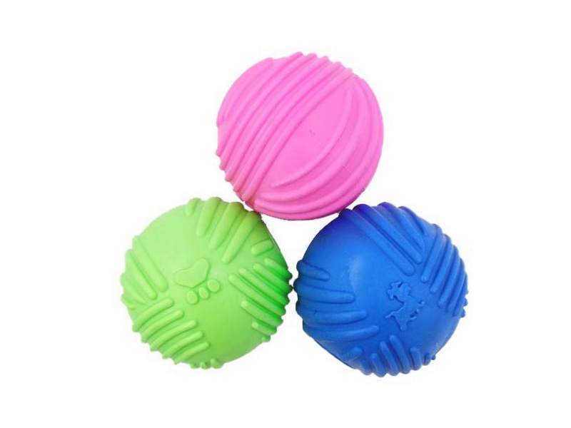 Textured Spherical Pet Toys
