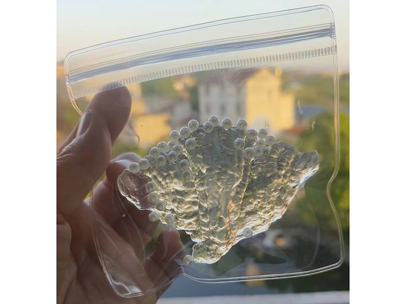 Pinch Pinch Music: Transparent Croissant