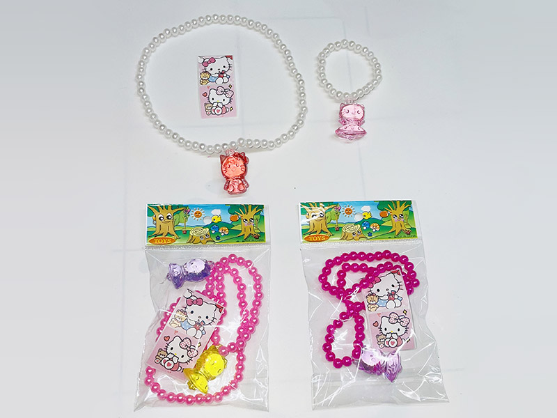 Hello Kitty Bead Necklace + Bracelet