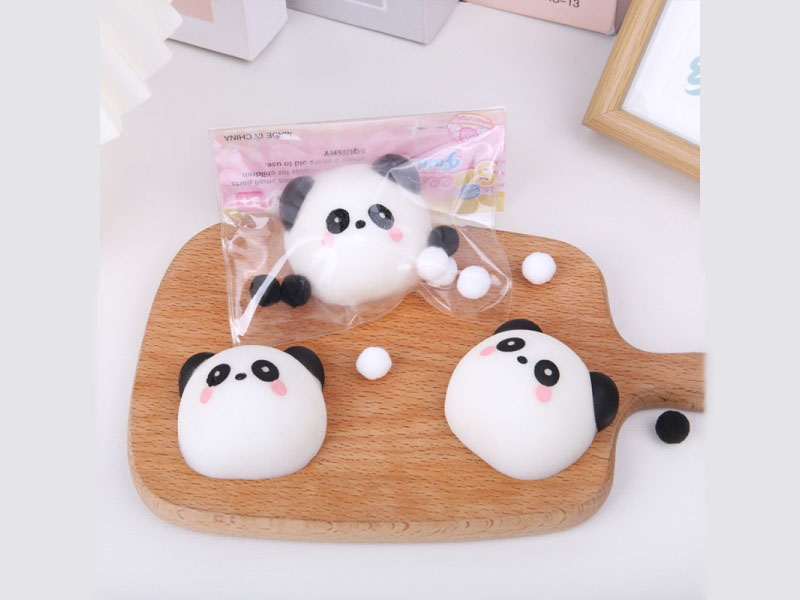 Jelly Kneading Fun White Spray-Painted Panda Head Pom-Pilling + Card Head