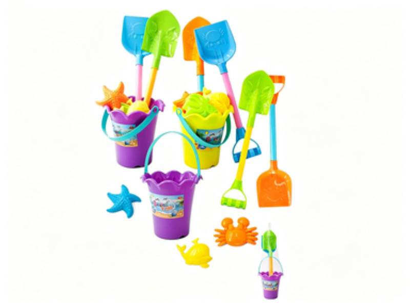 A Six-Piece Beach Set