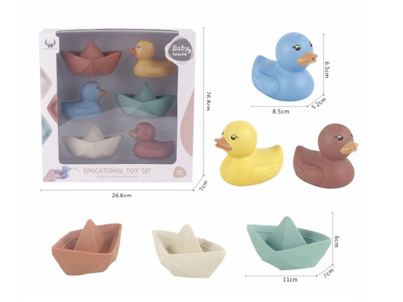 Baby Bath Toy Spray Water Ducks + Boats