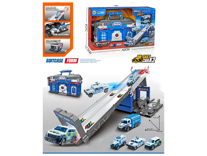 The parking lot for the catapult racing track in the city police department is equipped with two alloy cars