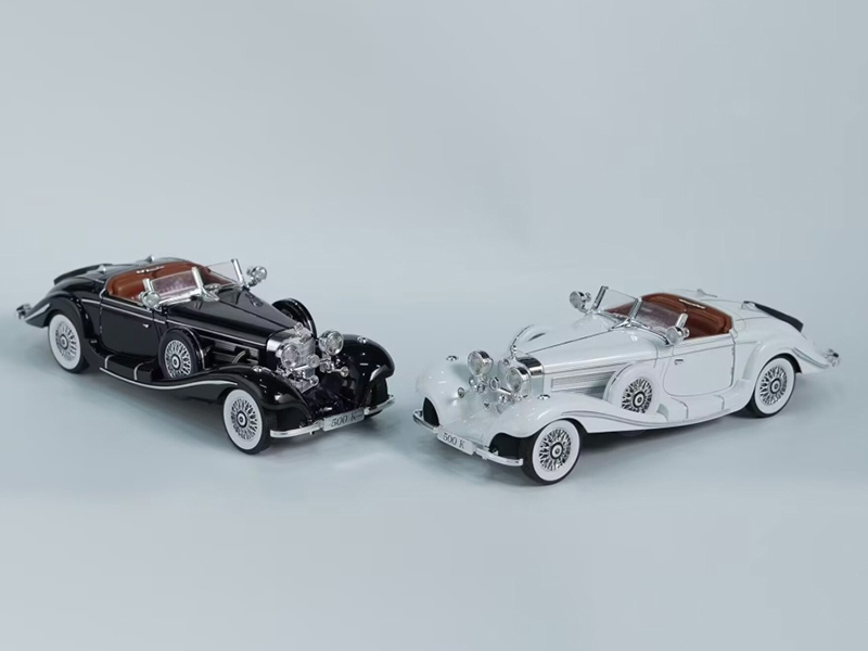 1:18 500K Alloy Vintage Car Model