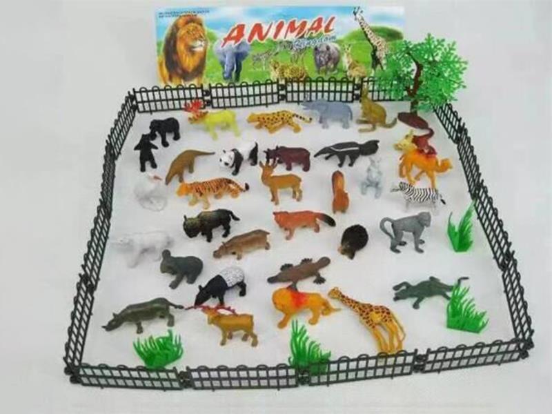 32 Animals + 16 Fence + 1 Tree + 4 Grass