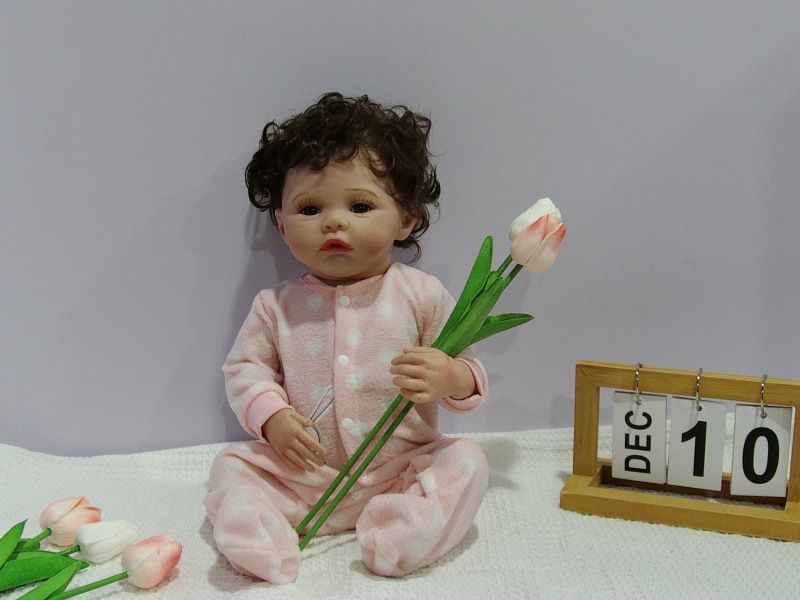 18-Inch High-Quality Imitation Newborn Baby (High Color, With Blue Veins And Blood Vessels Simulating Skin Color, Painted Hair)
