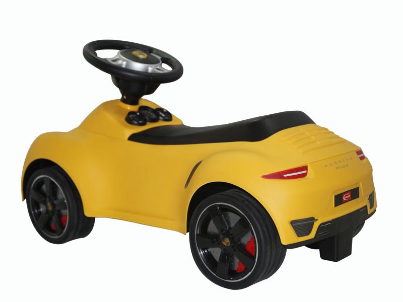 Porsche 911 Foot to floor