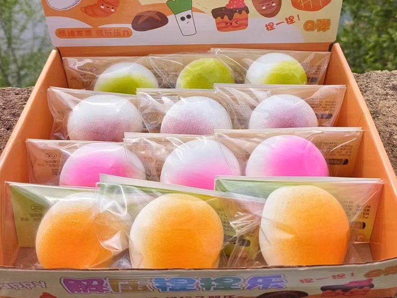 Pinpinle: Fluid Egg Yolk Pastry