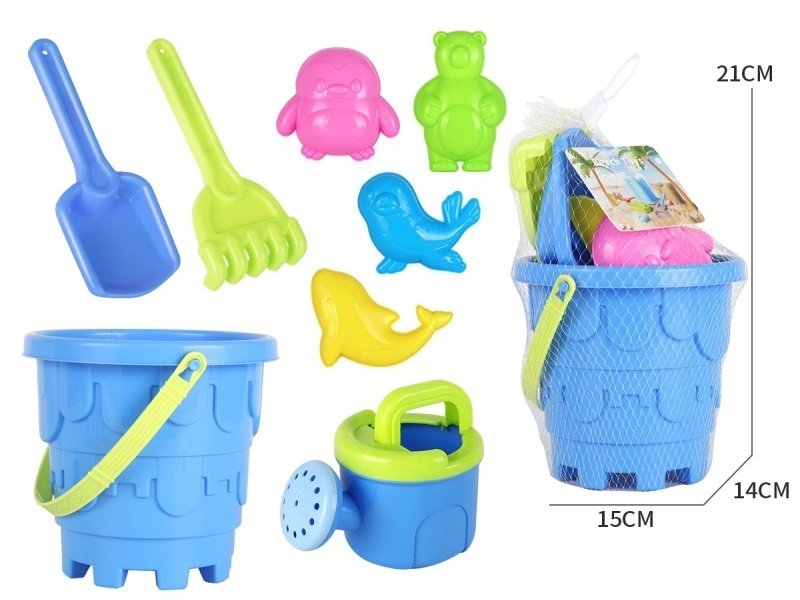 Castle Beach Bucket Shower Head, 8-Piece Set For Polar Animals