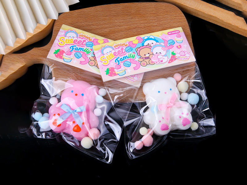 Jelly Kneading Fun Painting Series Sitting Bear Bow + Pom-Ball + Clip