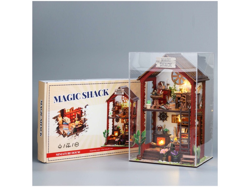 Martin'S Study (With Dust Cover)