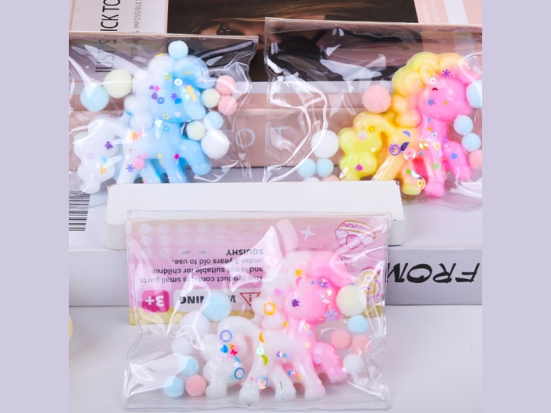 Jelly Kneading Fun Mixed With Colorful Little Pony Pinkie Sequins, Pom-Poms And Clips