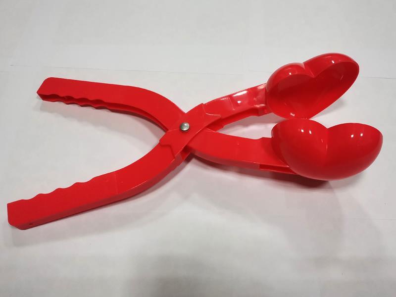 Large Love Snowball Clip