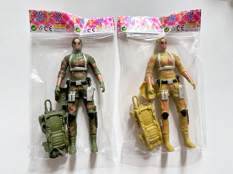 16cm Female Soldier + Accessorie