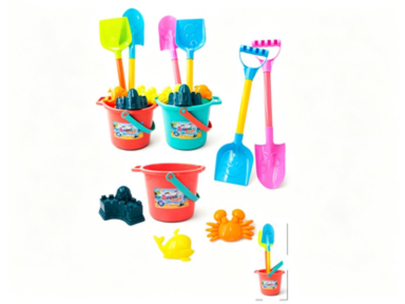 A Six-Piece Beach Set