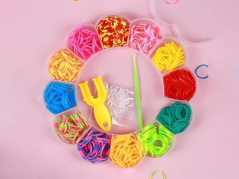 Rubber Band DIY Knitting Set