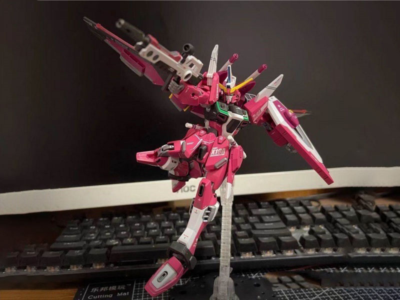 Star Motion Infinite Justice Assembly Model Gundam Model