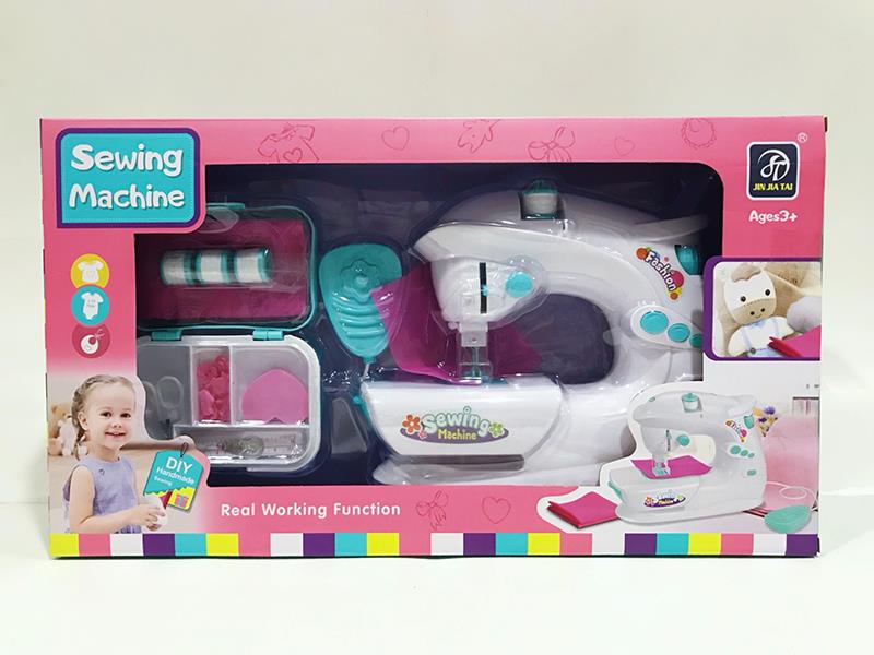 B/O Sewing Machine With Light