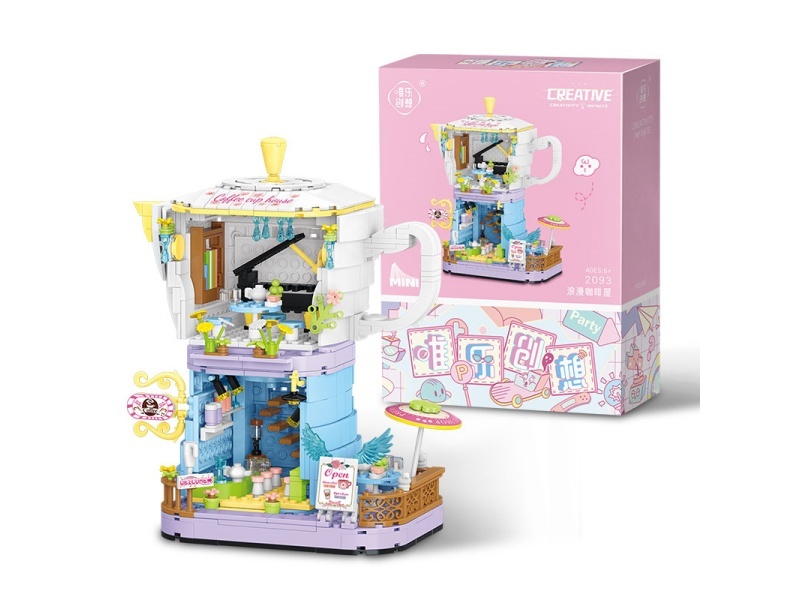 Coffee House Building Blocks 695pcs