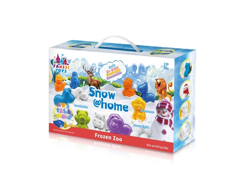 Ice and Snow Zoo: 907g snow +10 animal molds +1 snow clip +1 covered non-woven fabric tray