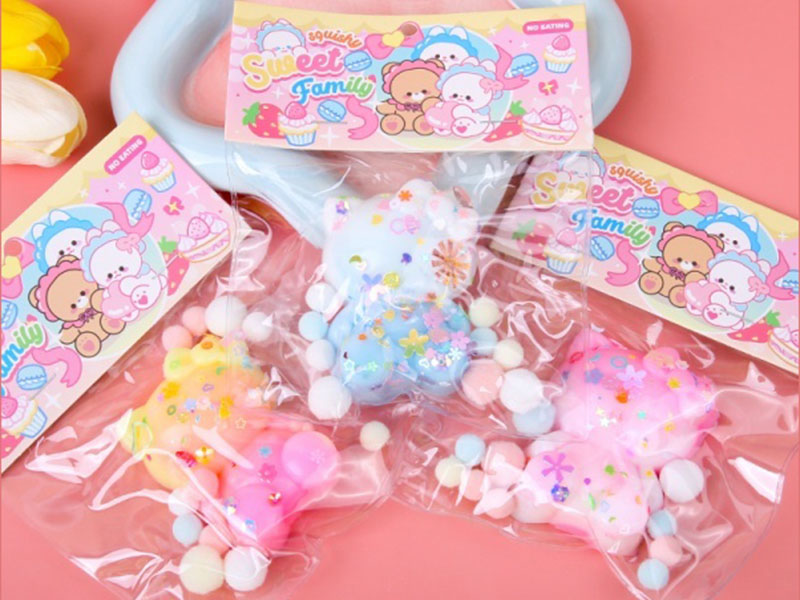 Jelly Kneading Fun Mixed With Colorful Medium Kt Cat Sequins + Pom-Pilling + Card Heads