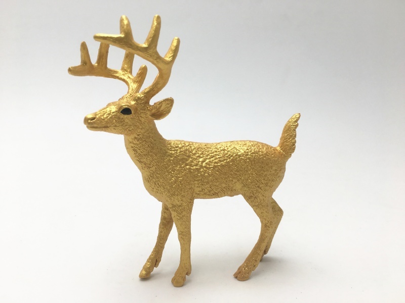 Golden Male White-Tailed Deer (Thick-Faced