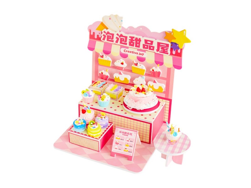 DIY scene: Bubble Dessert House