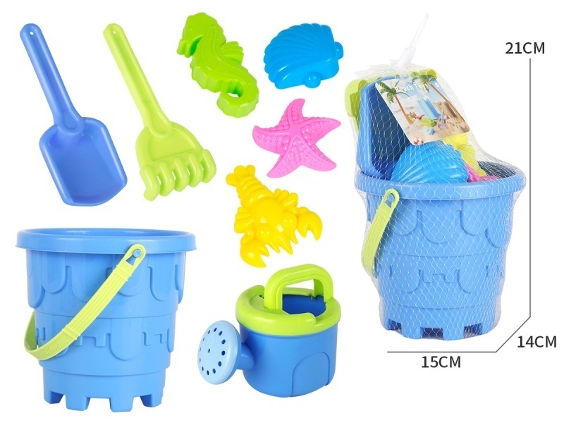 Castle Beach Bucket Shower Head 8-Piece Set For Marine Animals