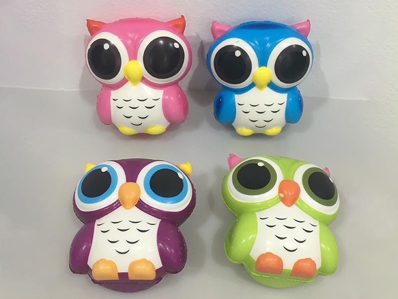 Low Resilience Owl Squeeze Toy
