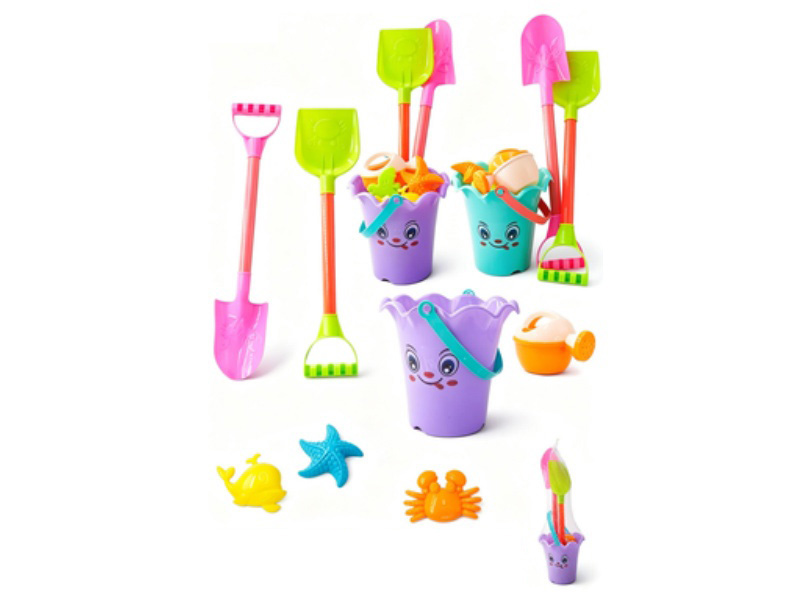 A Seven-Piece Beach Set