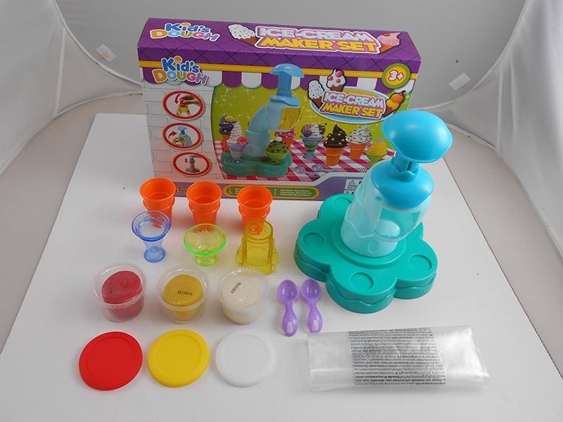 Play Dough Ice Cream Maker Set