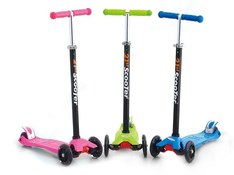 Four Wheel Scooter With Light