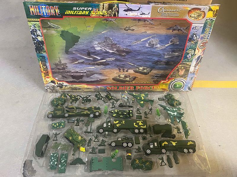MILITARY PLAY SET