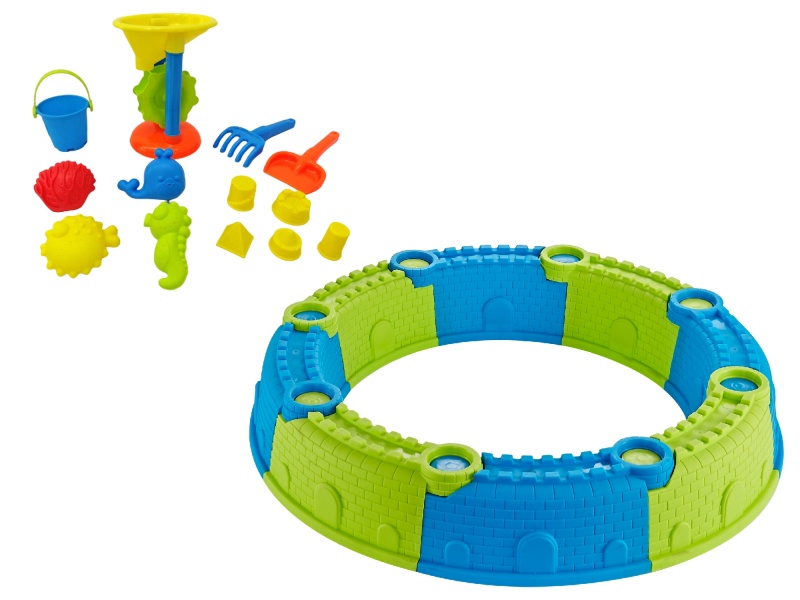 A 21-Piece Set Of Circular City Walls