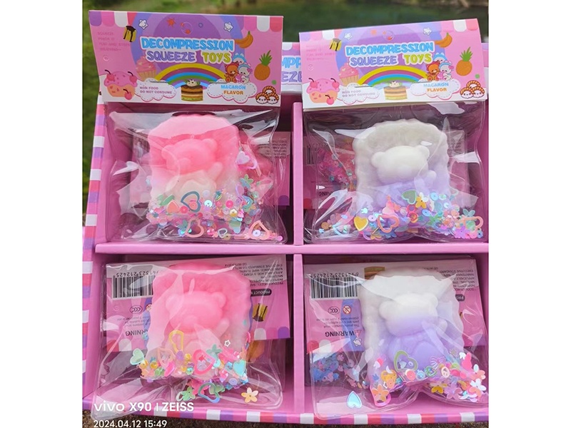 Pinch Pinch Fun: Toast Bear