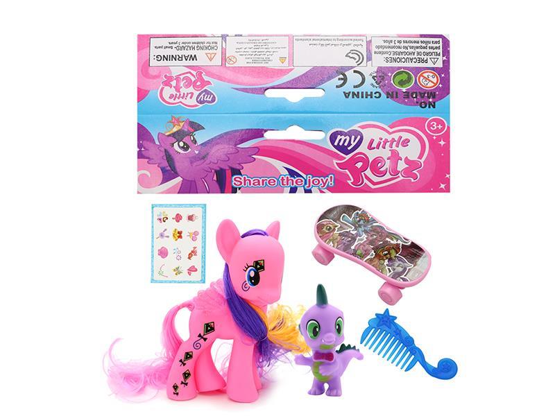 Pony + Small Dinosaur + Comb + Skateboard