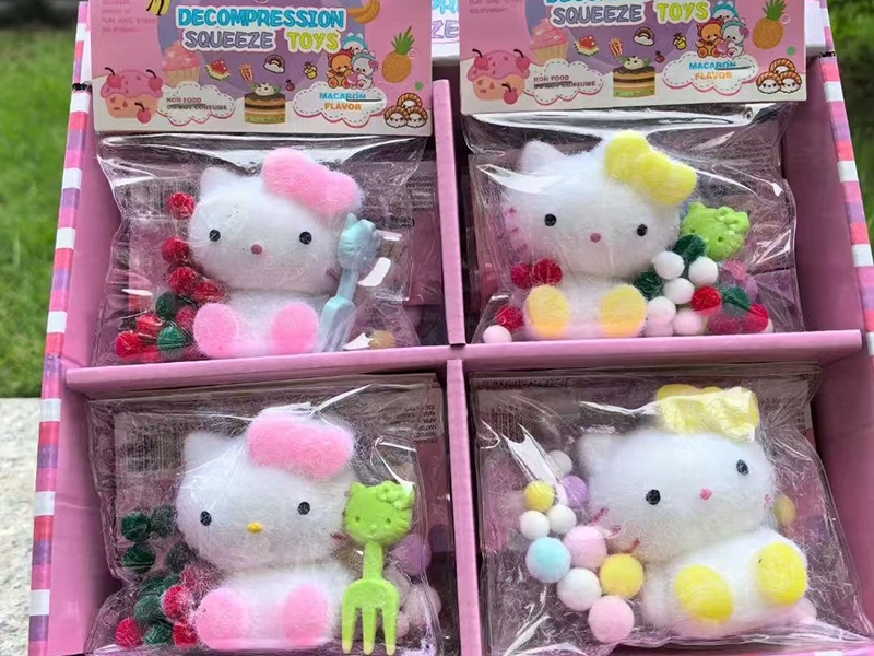 Pinch Pinch Fun: Three-Dimensional Kt Cat