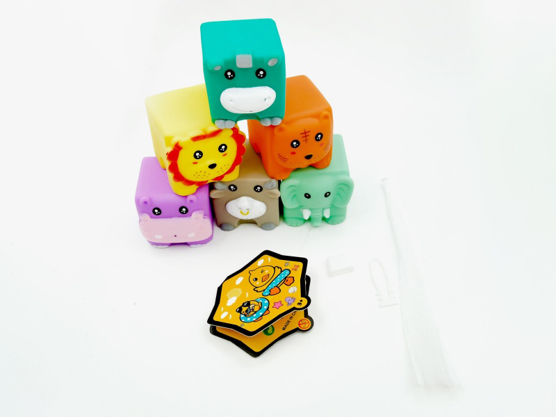 Rubber Square Animal (With Automatic Whistle)