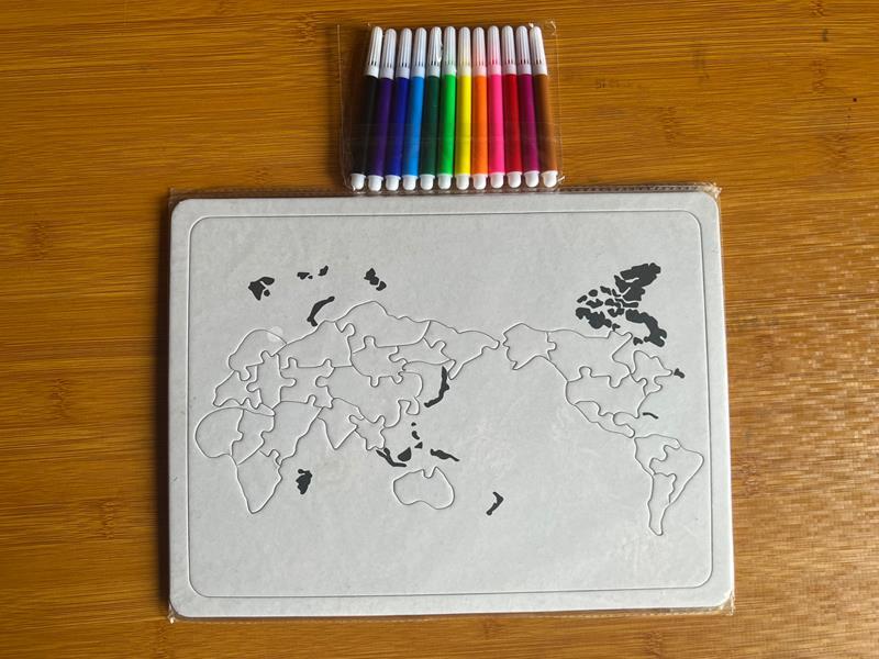 World Map Graffiti+12 Pens