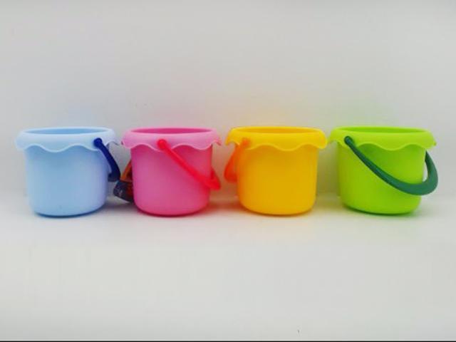 1PCS Soft Plastic Beach  Barrel